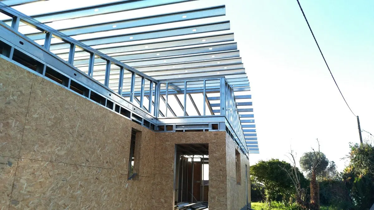 Ossature légère LSF (Light Steel Framing)