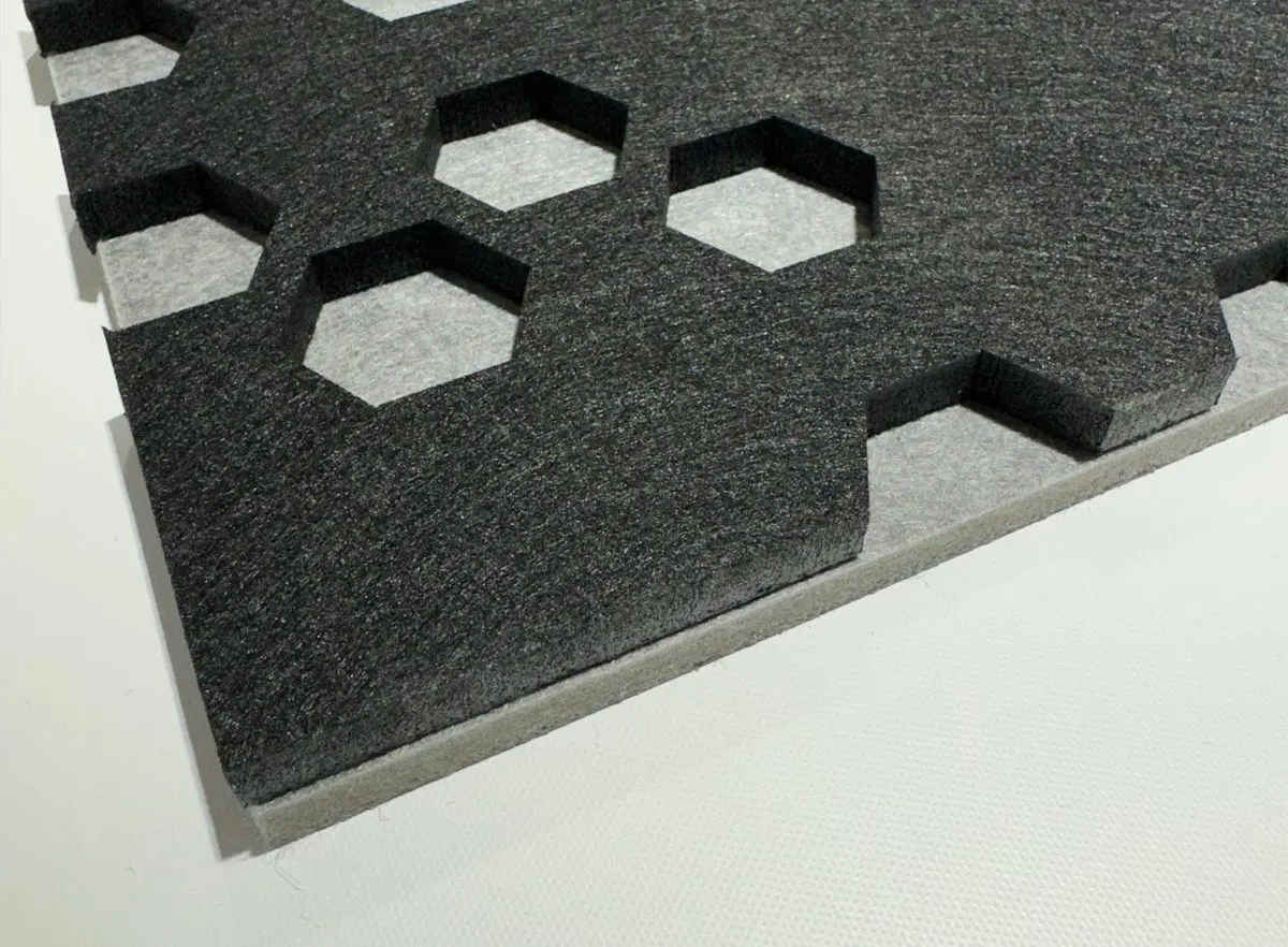 Panneau acoustique en fibres de polyester recyclées
